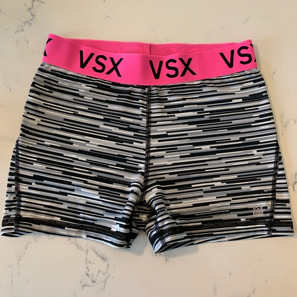 VSX KNOCKOUT SHORT